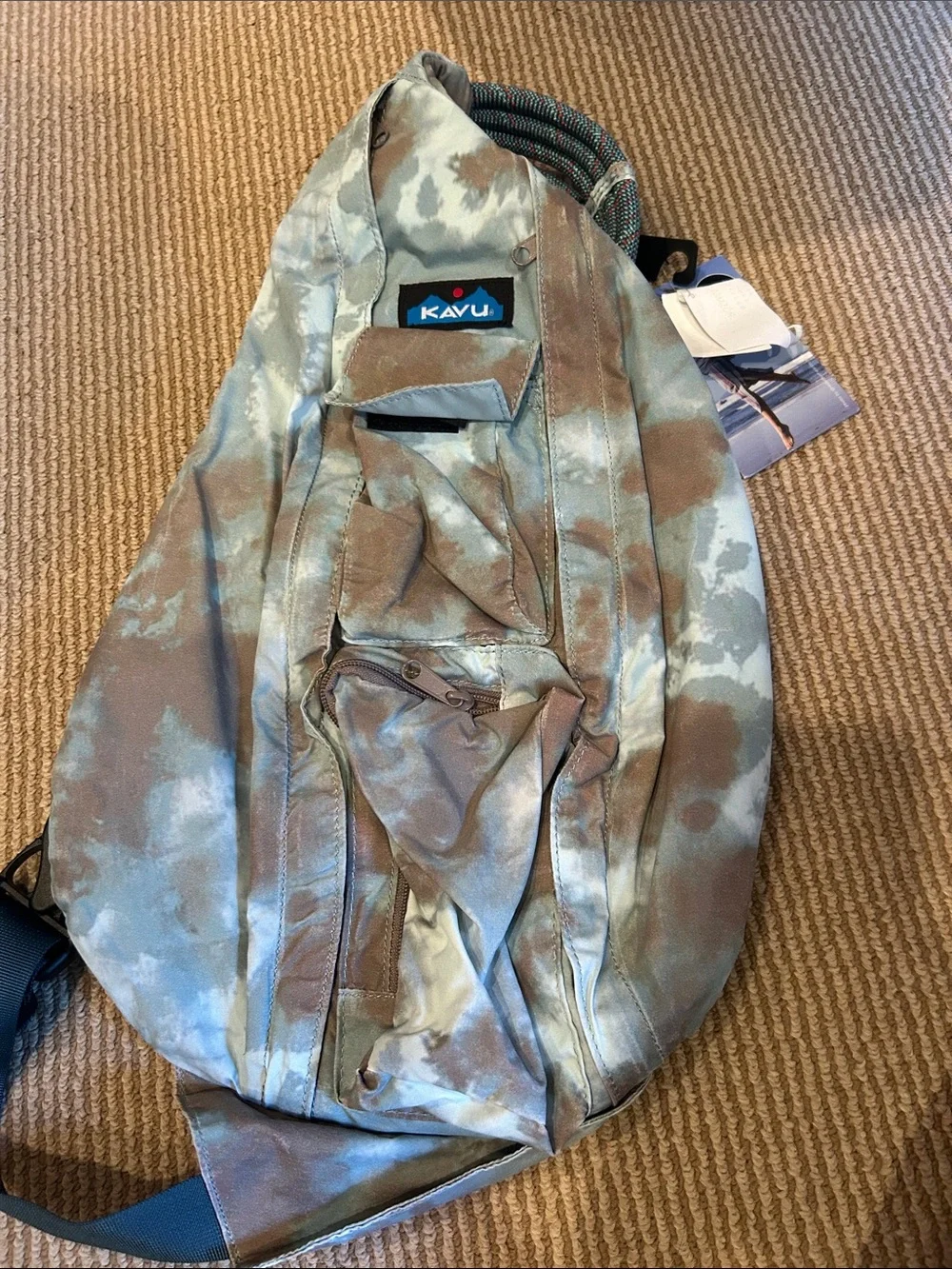 NWT KAVU Sage and Tan Tie-Dye Rope Sack in wave tie dye
